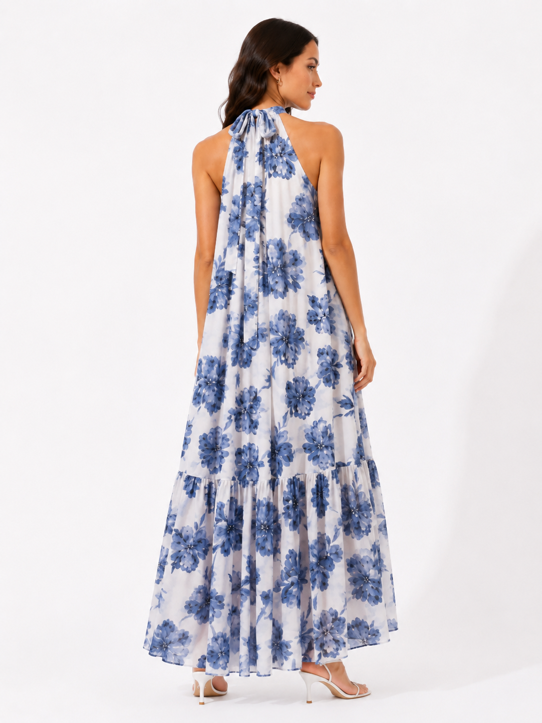 Abito con scollo all' americana