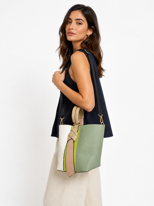 Secchiello patch in vera pelle