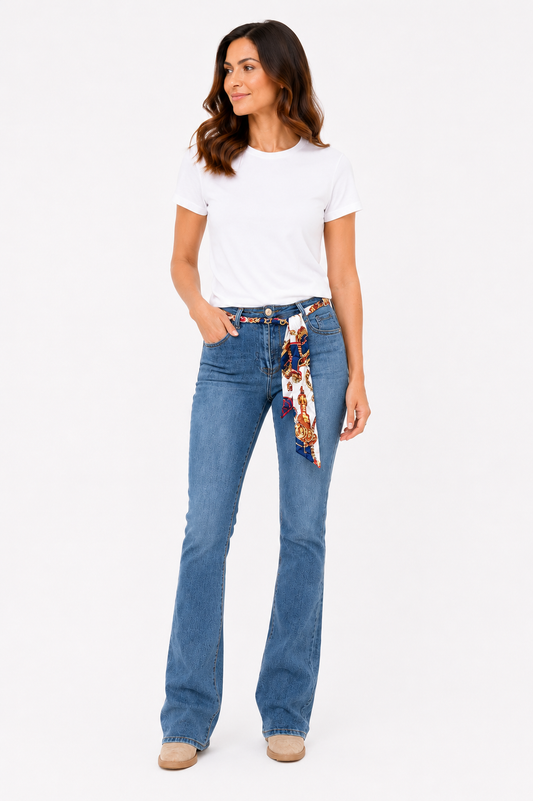 Jeans flared con foulard