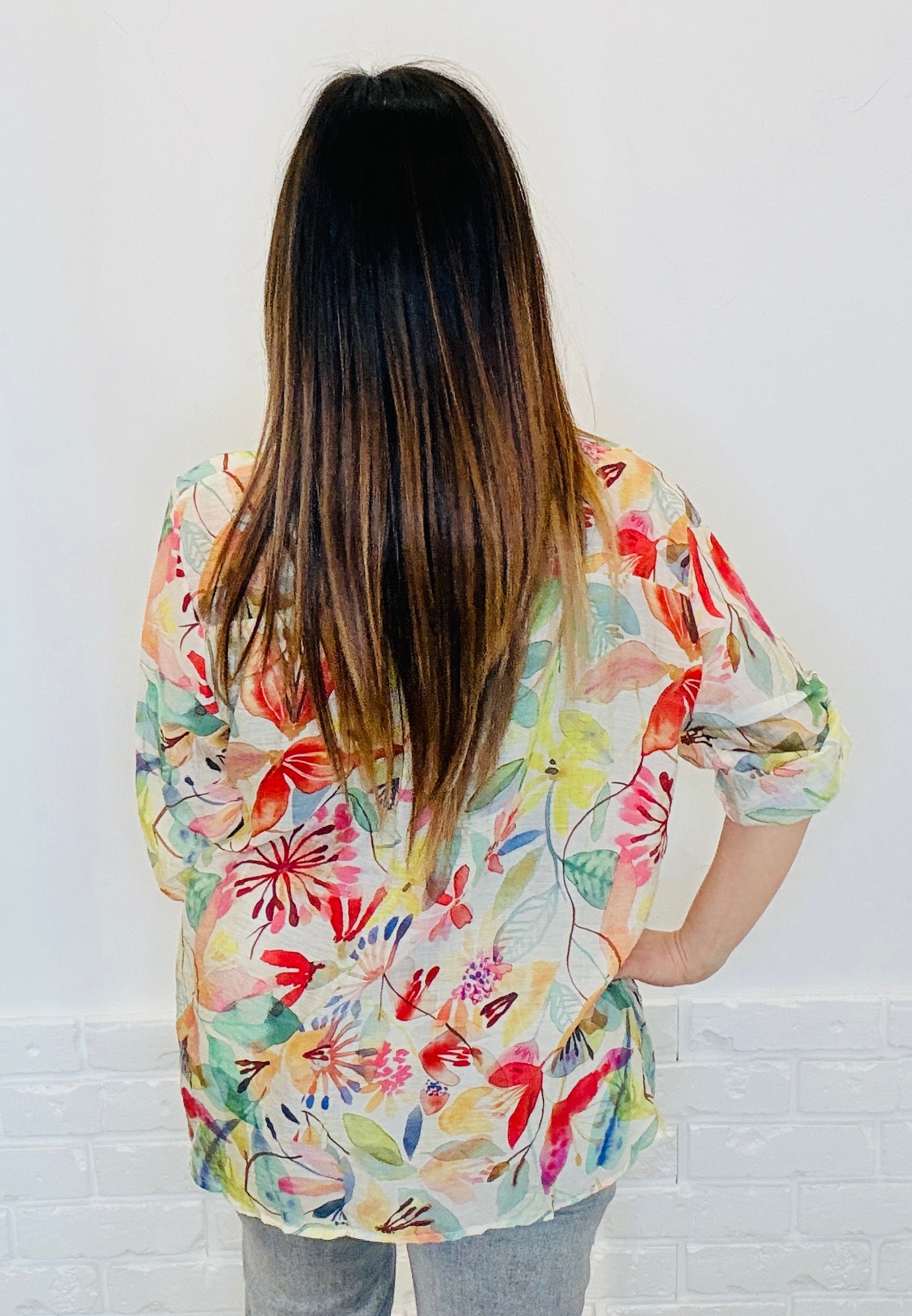 Camicia con fiori multicolor
