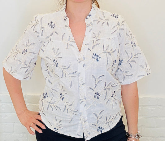 Camicia ricami