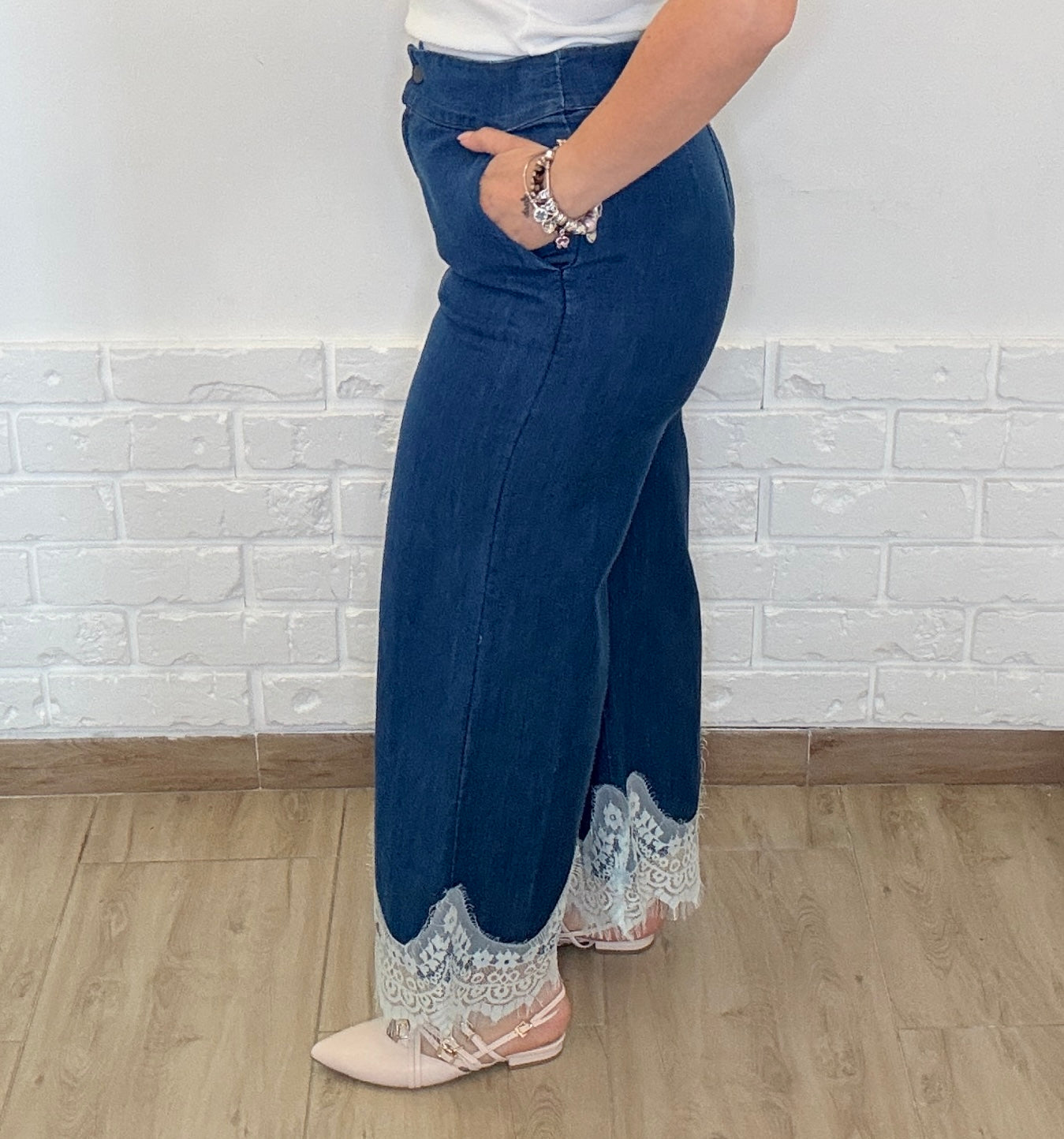 Jeans con pizzo