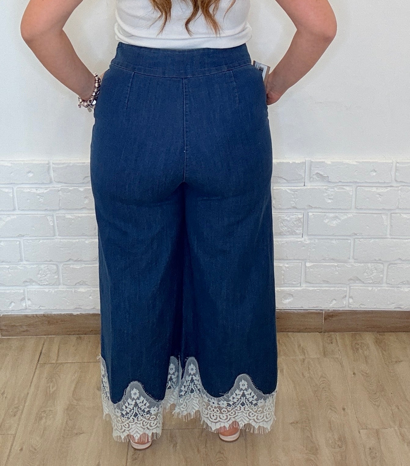 Jeans con pizzo